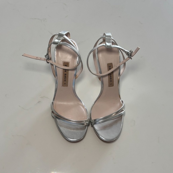 ZARA Basic Metallic Silver Strappy Heels - EU 37 - Picture 4 of 8